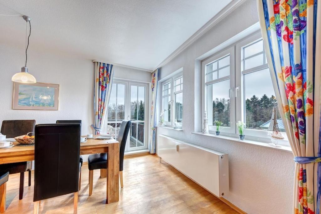 Grosse Schoene 3 Zimmer Ferienwohnung - 100 Qm - In Strandnaehe Fuer 6 Personen!! Херингсдорф Екстериор снимка